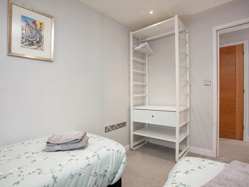 Twin bedroom | Montpellier Apartment, Teignmouth