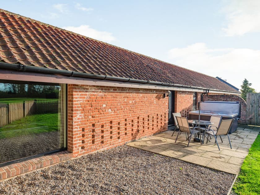 Outdoor area | 1 Brick Kiln Barns - Brick Kiln Barns , Dilham, near North Walsham