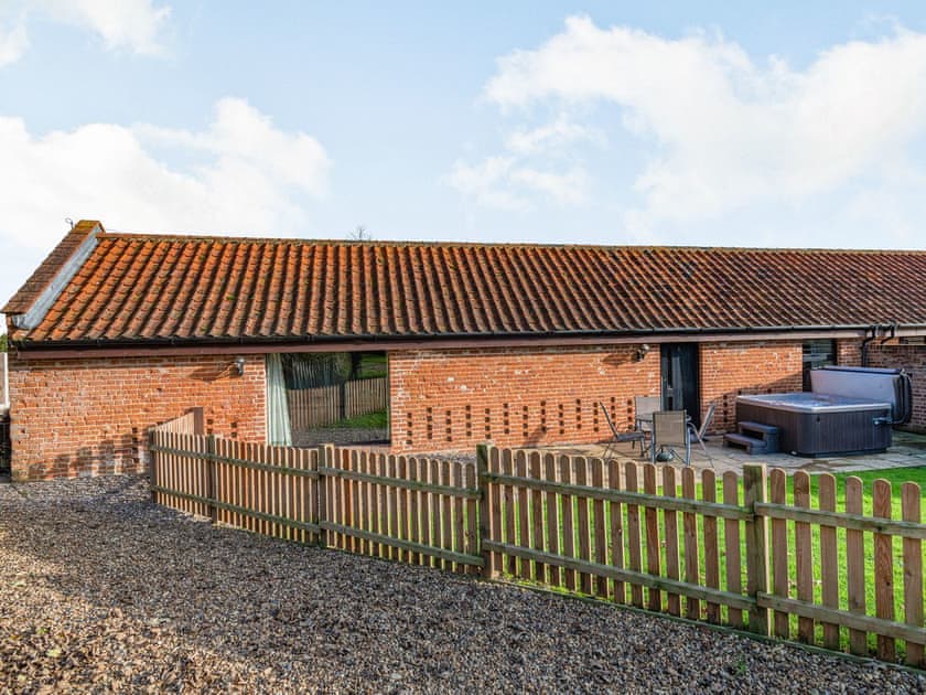 Exterior | 1 Brick Kiln Barns - Brick Kiln Barns , Dilham, near North Walsham