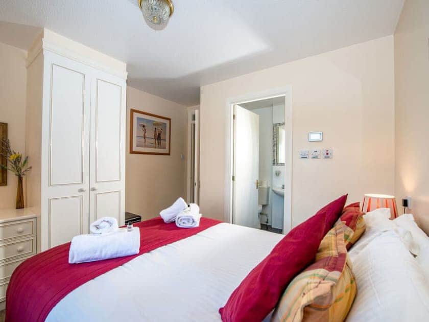 Double bedroom | Munro View - Silverglades Holiday Homes, Aviemore