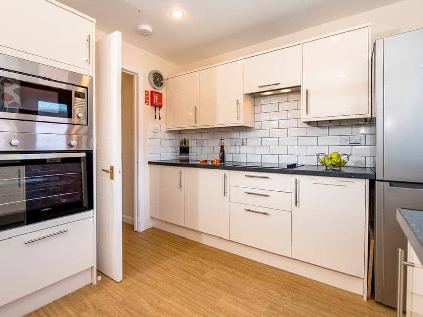 Kitchen | Ptarmigan - Silverglades Holiday Homes, Aviemore
