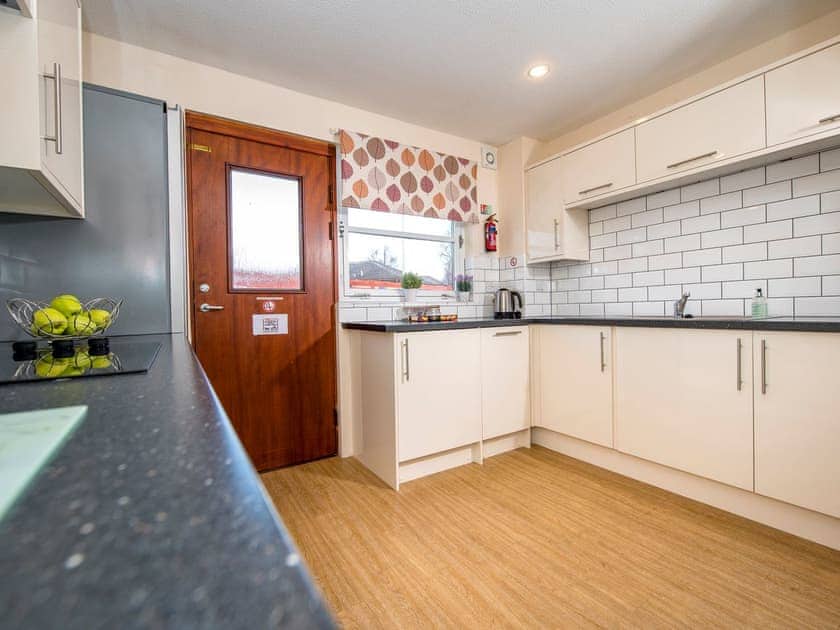 Kitchen | Ptarmigan - Silverglades Holiday Homes, Aviemore