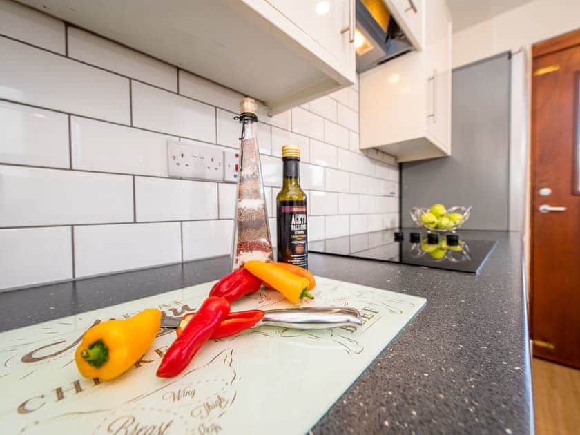 Kitchen | Ptarmigan - Silverglades Holiday Homes, Aviemore