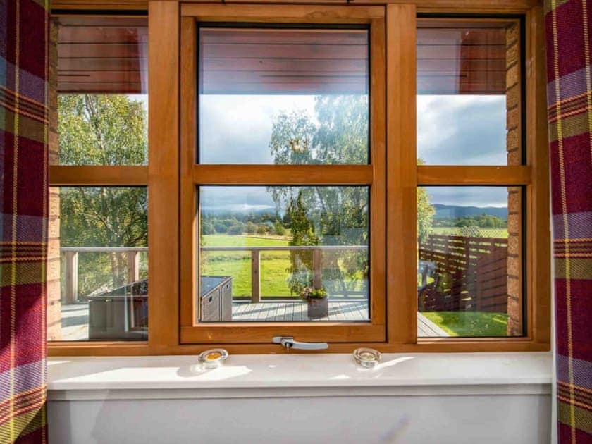 View | Mountain View - Silverglades Holiday Homes, Aviemore