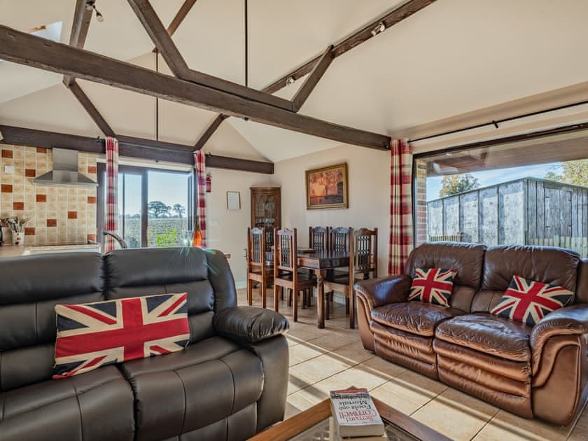Open plan living space | 2 Brick Kiln Barns - Brick Kiln Barns, Dilham, near North Walsham