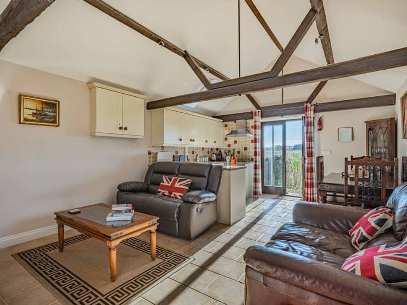 Open plan living space | 2 Brick Kiln Barns - Brick Kiln Barns, Dilham, near North Walsham