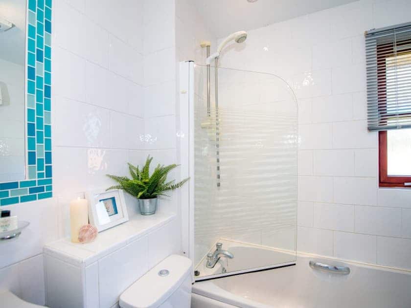 Bathroom | The Stag - Silverglades Holiday Homes, Aviemore