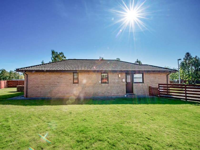 Exterior | The Stag - Silverglades Holiday Homes, Aviemore