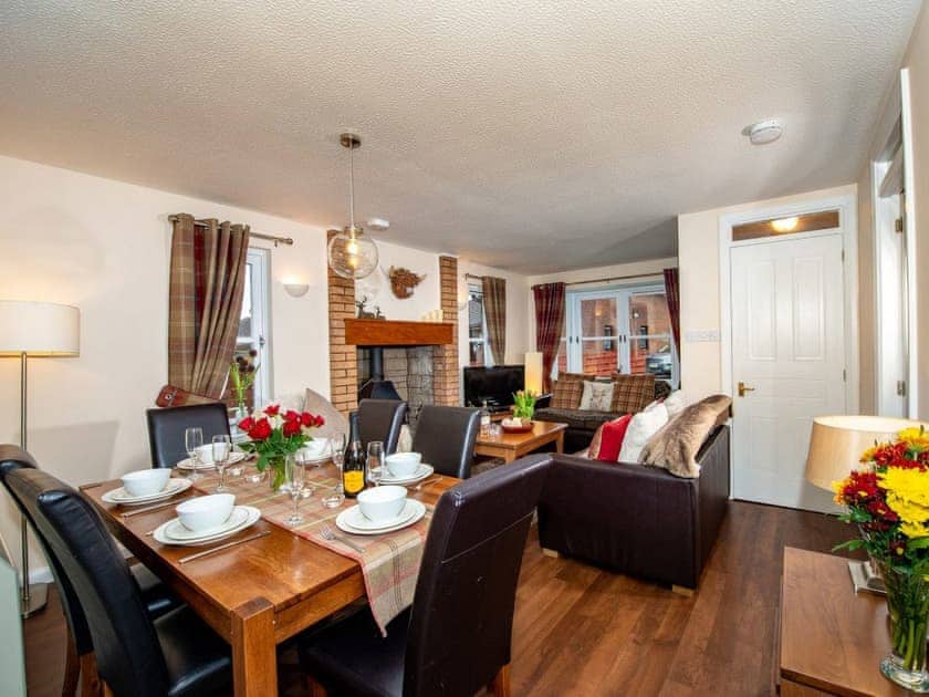 Living room/dining room | Cairngorm View - Silverglades Holiday Homes, Aviemore