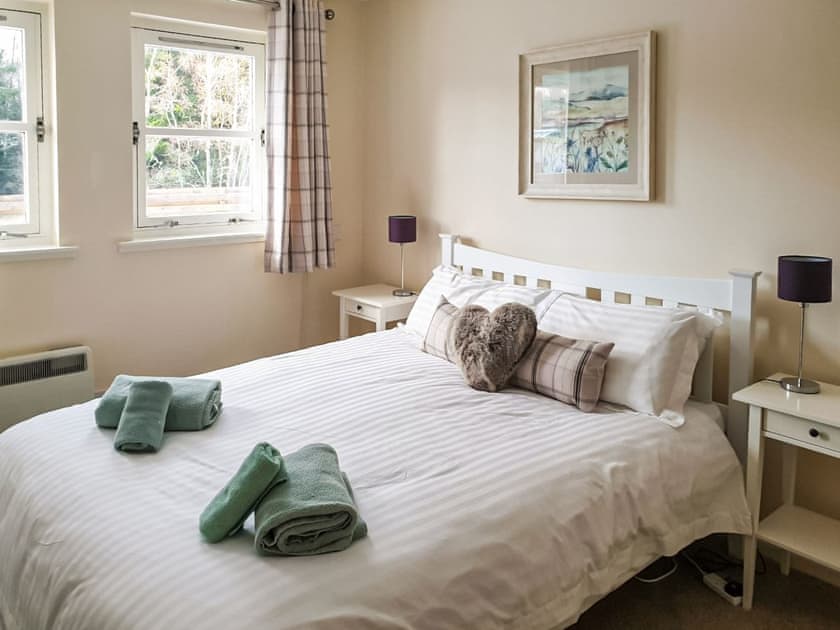 Double bedroom | Eagle 3 Star - Silverglades Holiday Homes, Aviemore