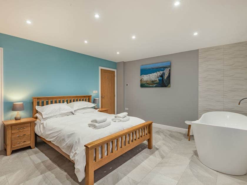 Double bedroom | Ty Cwtch - Anglesey Seaviews, Penrhos Feilw, near Trearddur Bay