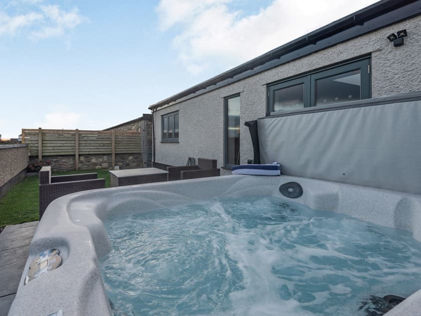 Hot tub | Ty Cwtch - Anglesey Seaviews, Penrhos Feilw, near Trearddur Bay