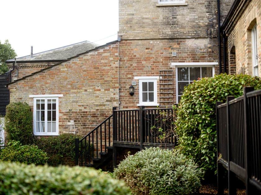 Terrace | Langetot - Stowlangtoft Estate, Bury St. Edmunds