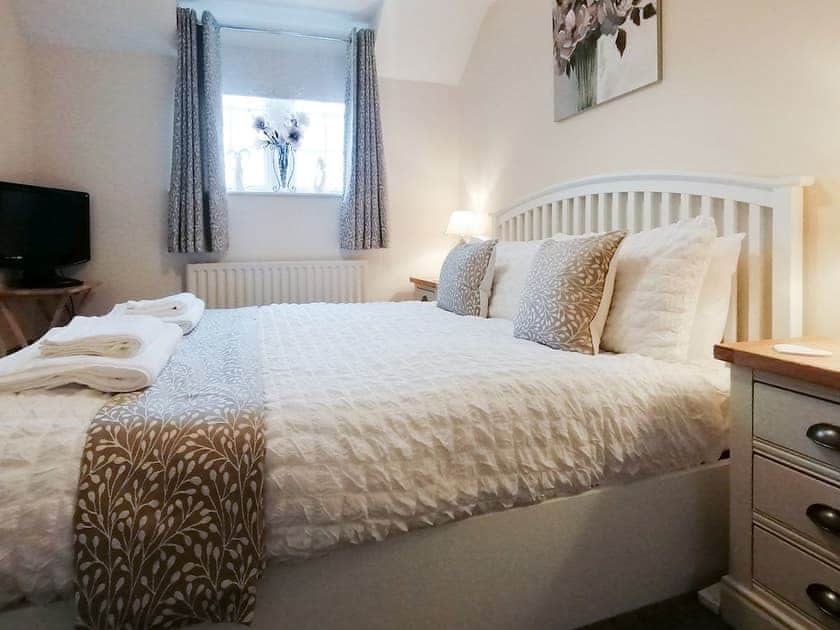 Double bedroom | Acer Cottage, Tideswell