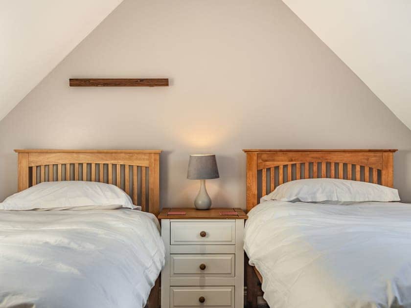 Twin bedroom | Stack View Cottage - Anglesey Seaviews, Penrhos Feilw, near Trearddur Bay