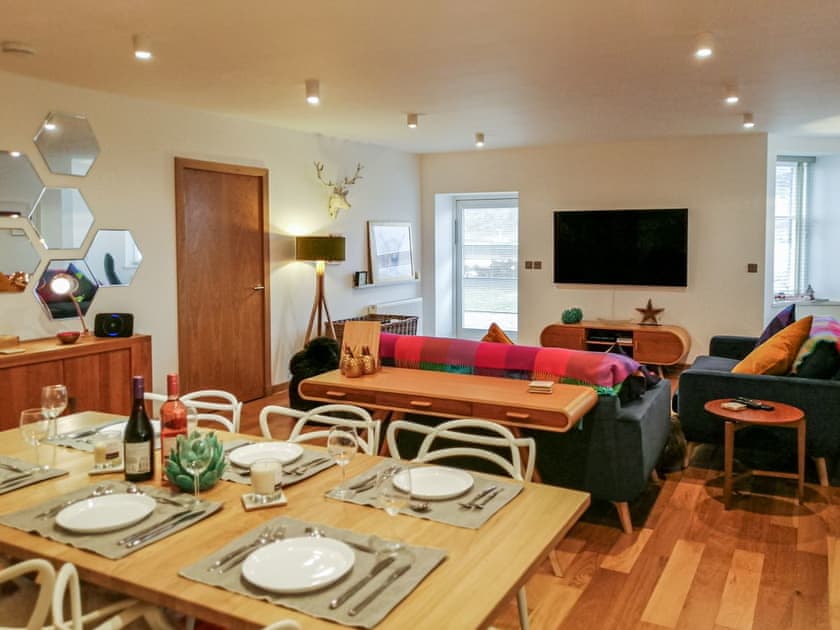 Dining Area | Kilbowie Retreat, Oban