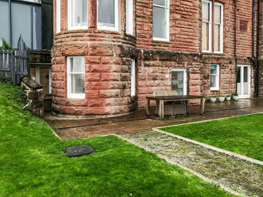Exterior | Kilbowie Retreat, Oban