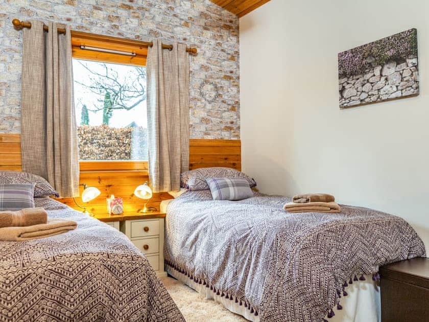 Twin bedroom | Burnside Lodge, Torlundy, near Fort William