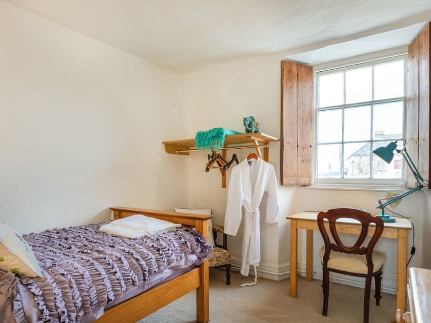 Single bedroom | Sheepwash Square House, Sheepwash, near Beaworthy