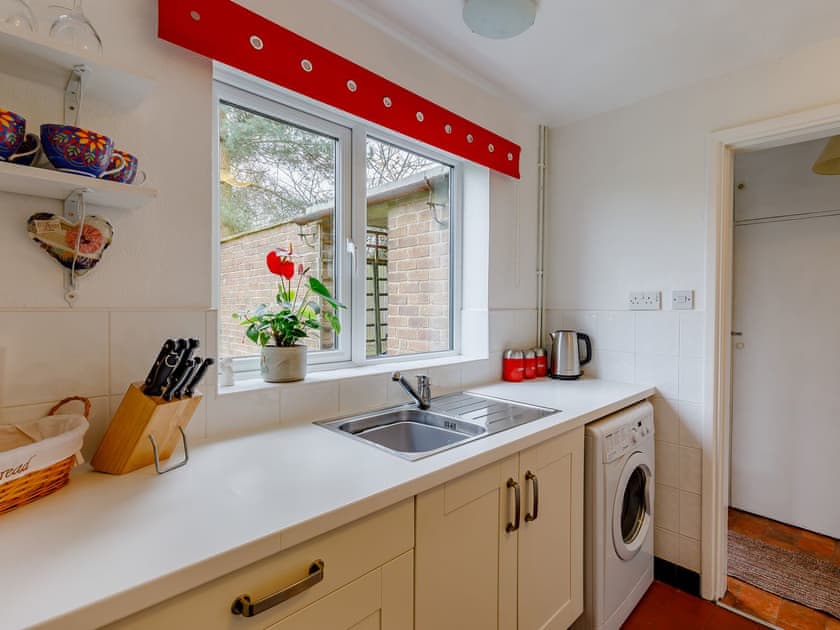 Kitchen | Hall Farm Bungalow, Shirley, Ashbourne