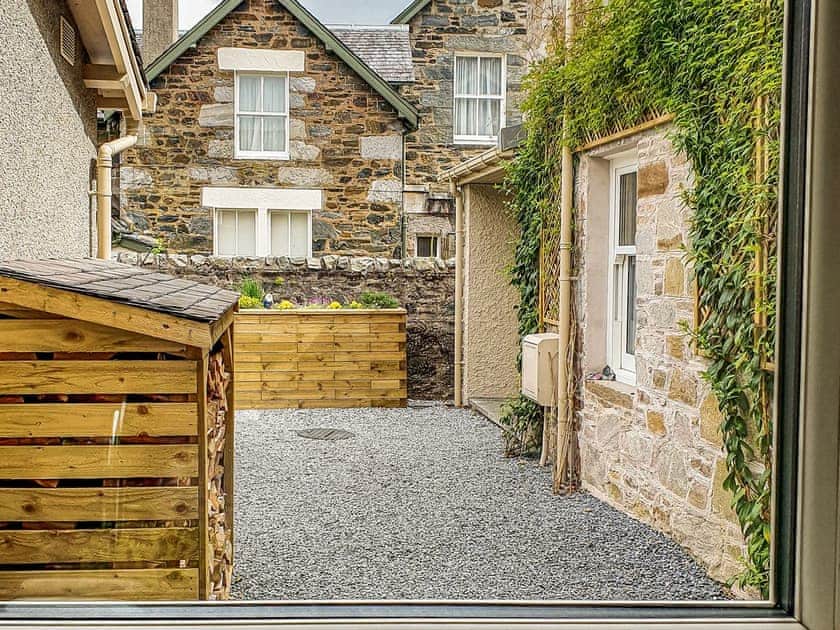 Exterior | Oakbank Servant’s Quarters - Pitlochry Self Catering, Pitlochry