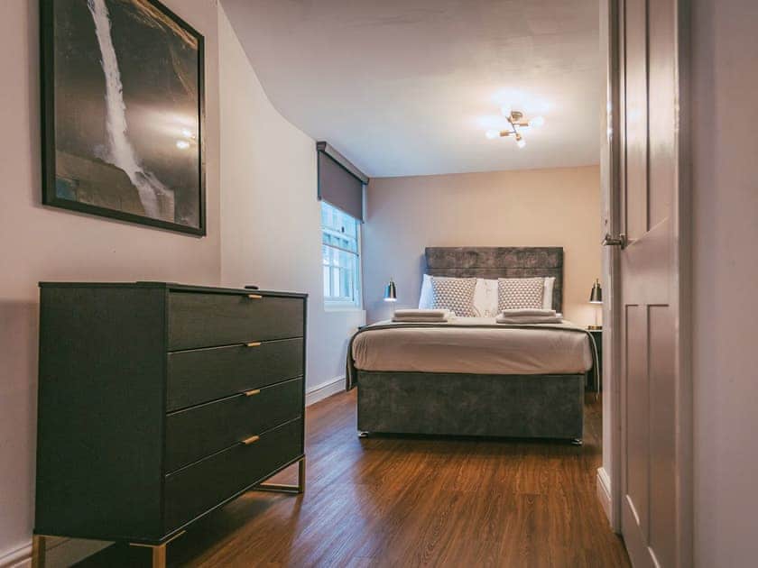 Double bedroom | Apartment C - 63 Chester Rows , Chester
