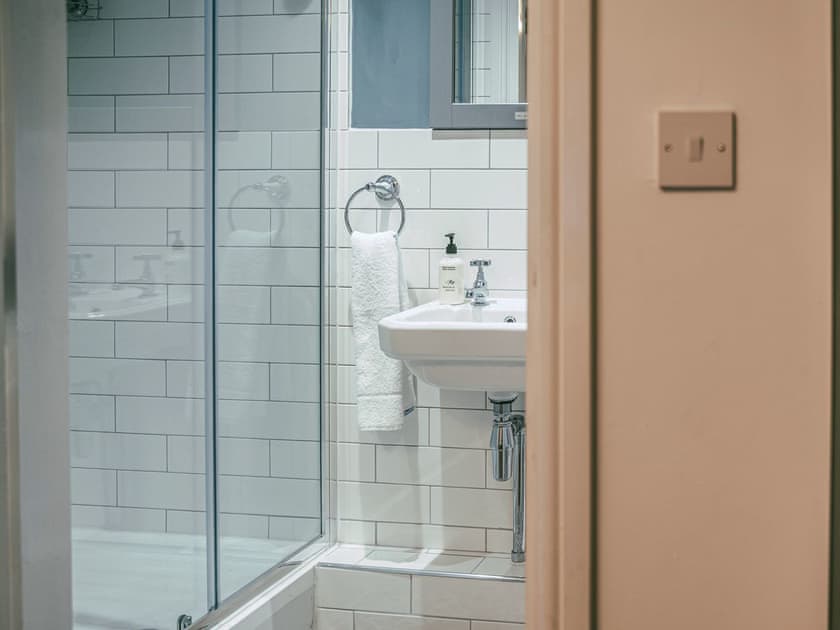 Bathroom | Apartment C - 63 Chester Rows , Chester