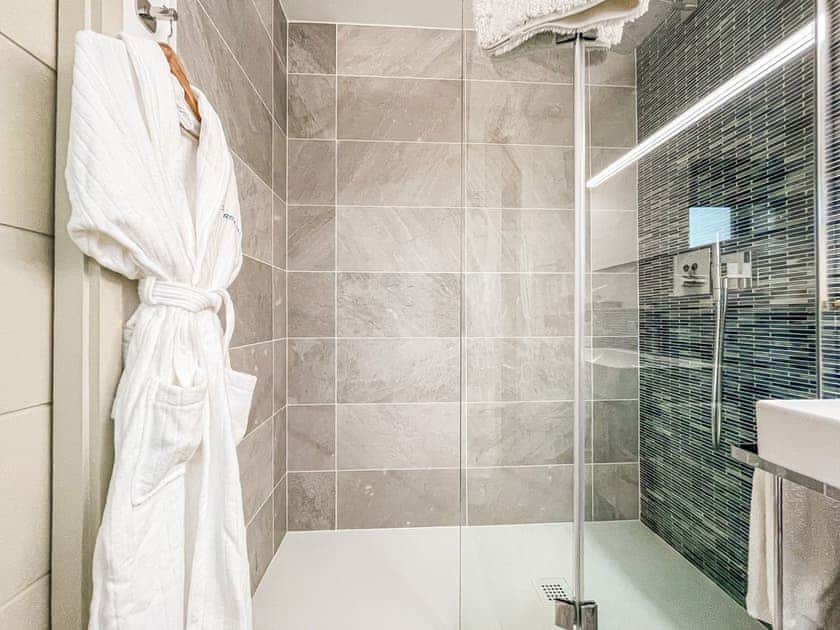 Bathroom | Clarsach, Big Sand
