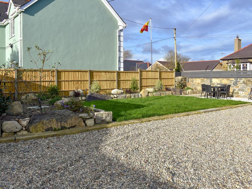 Garden and grounds | Cae’r Pwll, Morfa Nefyn