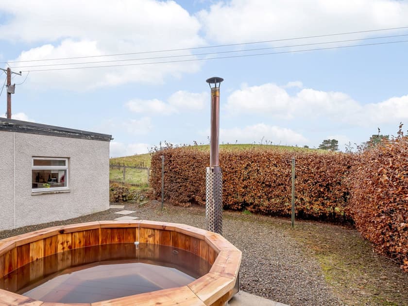 Hot tub | Great Whaup - Coulter Allers, Biggar