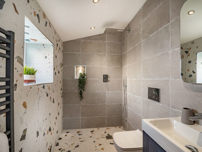 En-suite | Hazelgrove Lodge Barn, Laneshawbridge