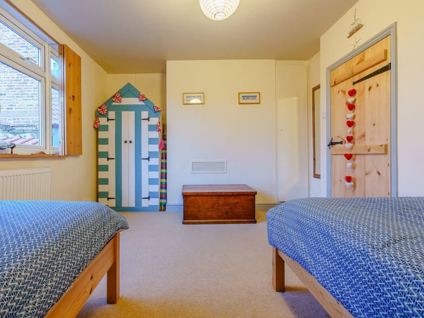 Twin bedroom | Sayers Yard, Whitby