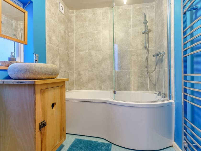 Bathroom | Sayers Yard, Whitby