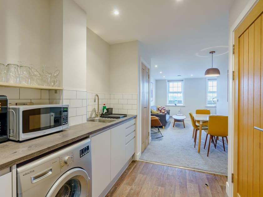 Kitchen | 4 Eastgate - Eastgate House Apartments, Andover