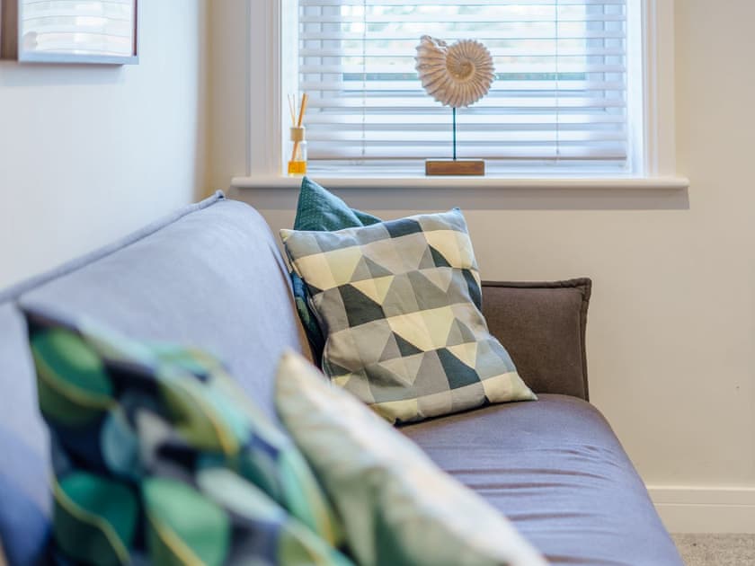 Living area | 6 Eastgate - Eastgate House Apartments, Andover