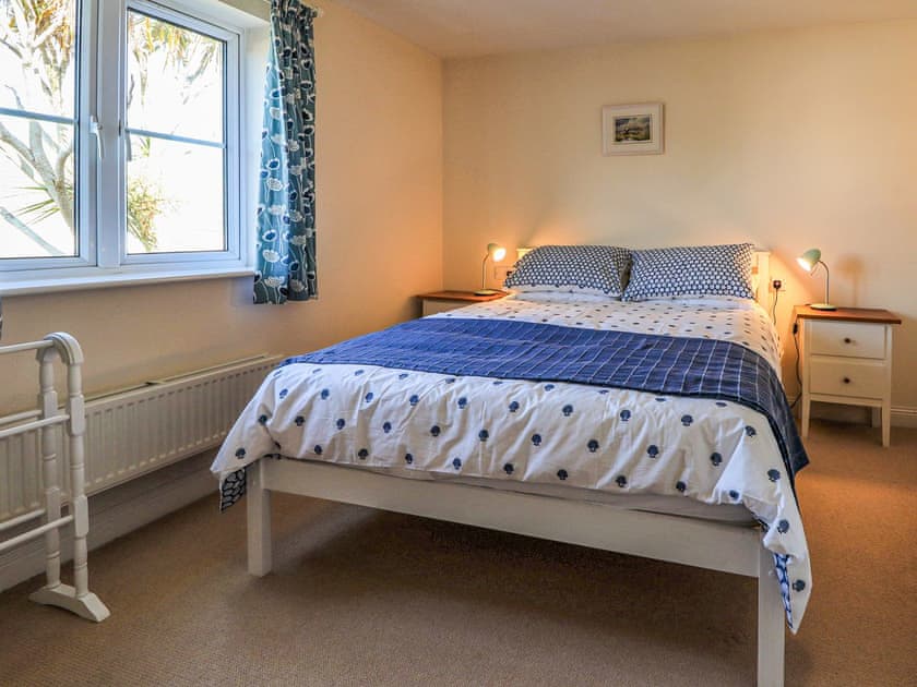 Double bedroom | 28 Anchorage Way, East Cowes