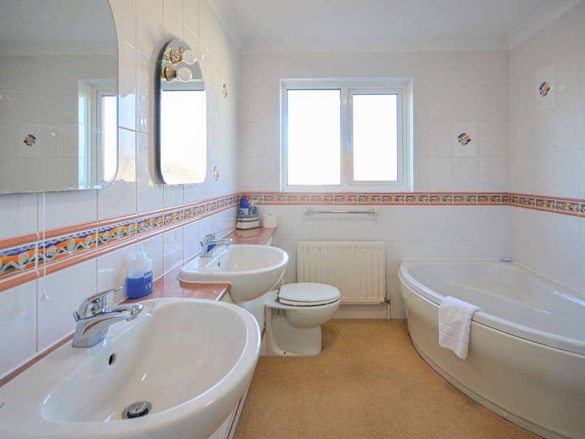 Bathroom | Gate House, Bembridge