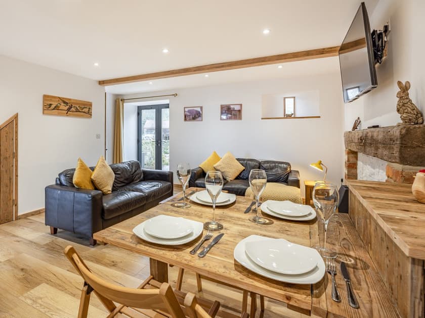 Open plan living space | The Hayloft - Cooks Castle Farm, Wroxall, near Ventnor