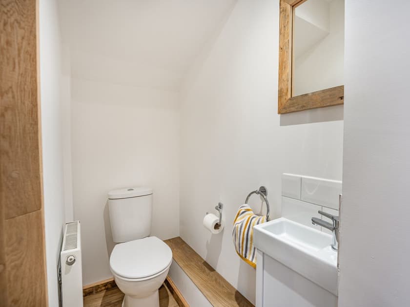 Bathroom | The Hayloft - Cooks Castle Farm, Wroxall, near Ventnor