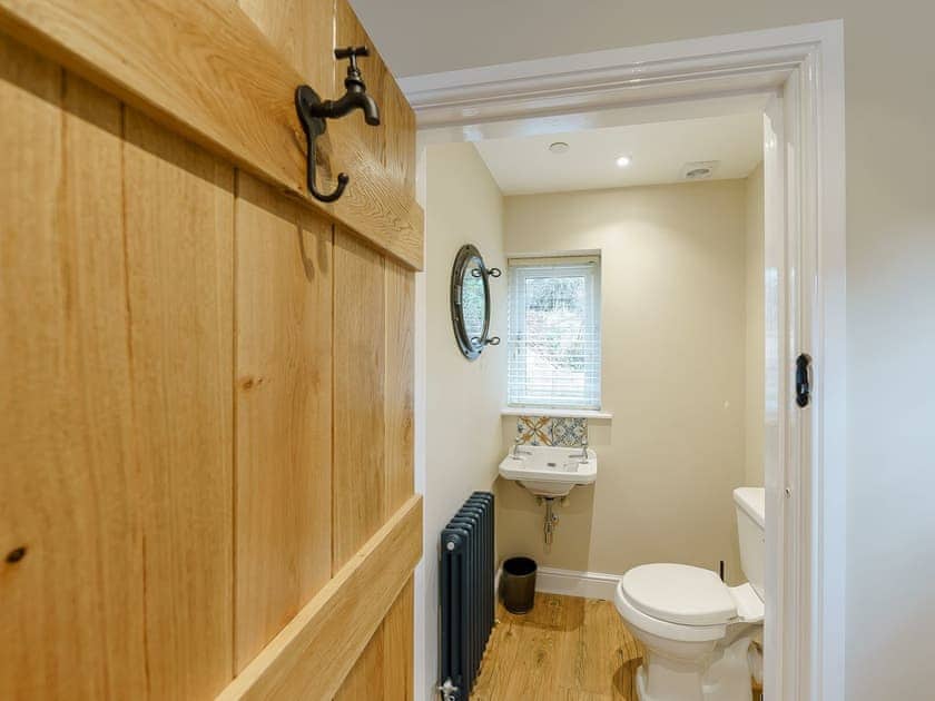 Open plan living space | Tyr Ywen Cottage, Llantilio Pertholey