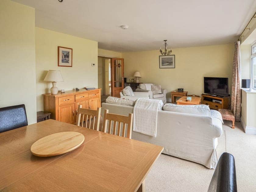 Living room/dining room | Solent View, Seaview