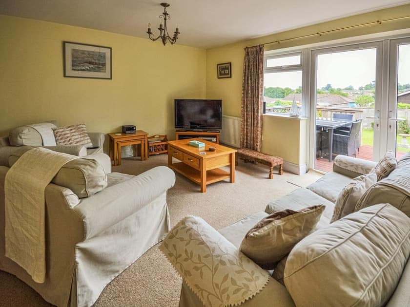 Living room/dining room | Solent View, Seaview
