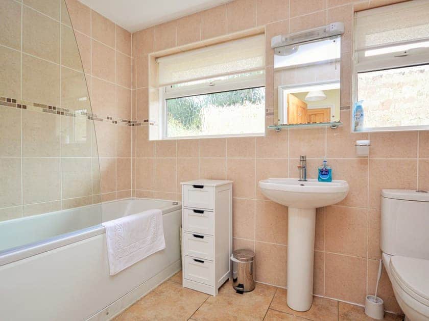 Bathroom | Solent View, Seaview