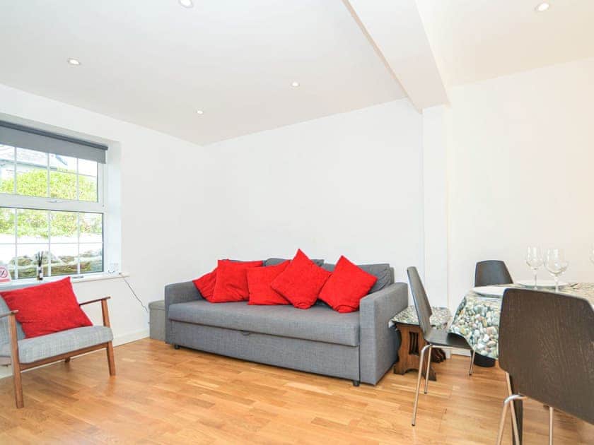 Living room/dining room | Pebble Cottage, Ventnor
