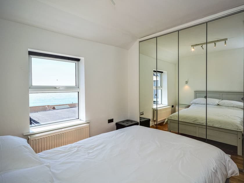 Double bedroom | Pebble Cottage, Ventnor