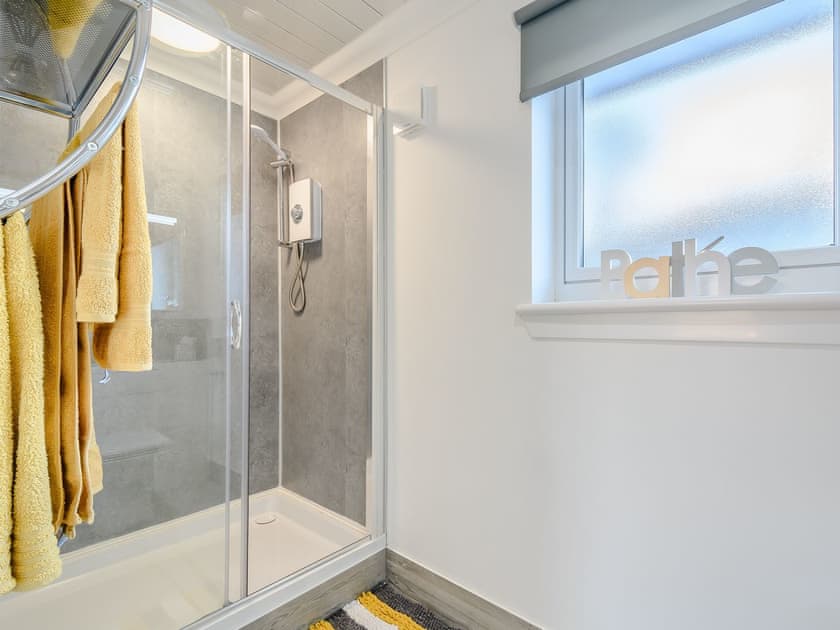 Shower room | Craigpark Lodge, Caldercruix, near Airdrie