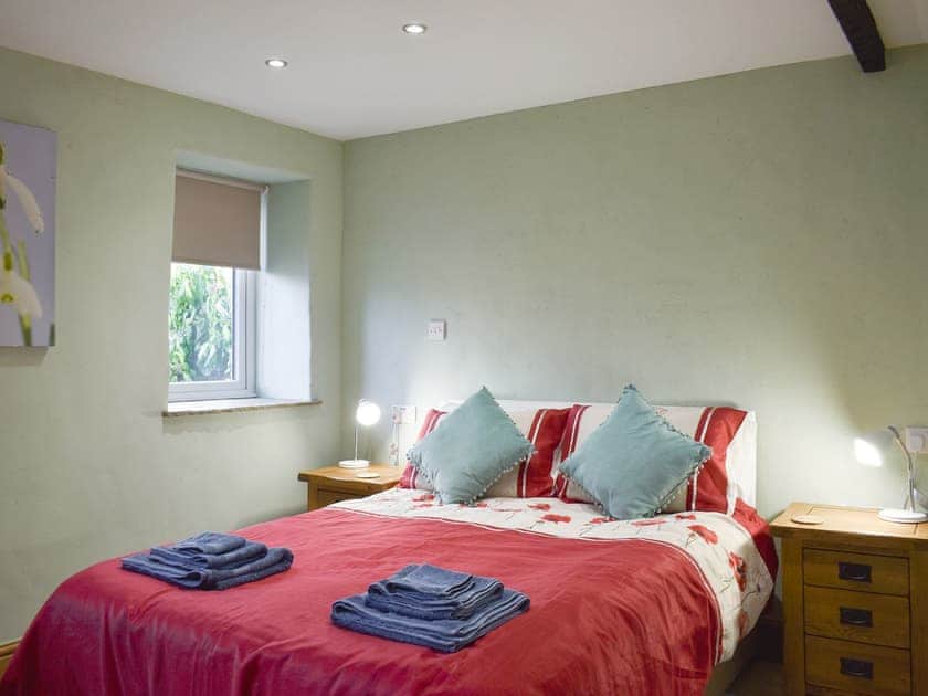 Double bedroom | Snowdrop Cottage, Staveley, near Knaresborough