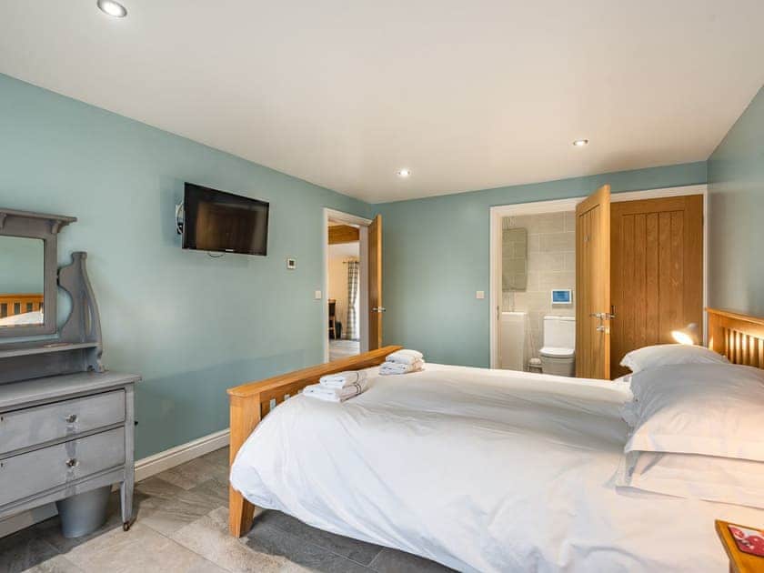 Double bedroom | Seascape - Anglesey Seaviews, Penrhos Feilw, near Trearddur Bay