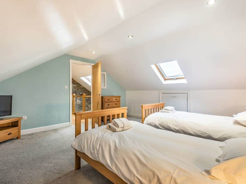 Twin bedroom | Seascape - Anglesey Seaviews, Penrhos Feilw, near Trearddur Bay
