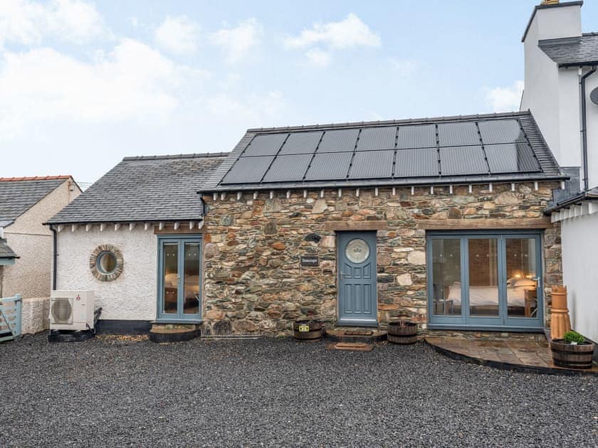 Exterior | Seascape - Anglesey Seaviews, Penrhos Feilw, near Trearddur Bay